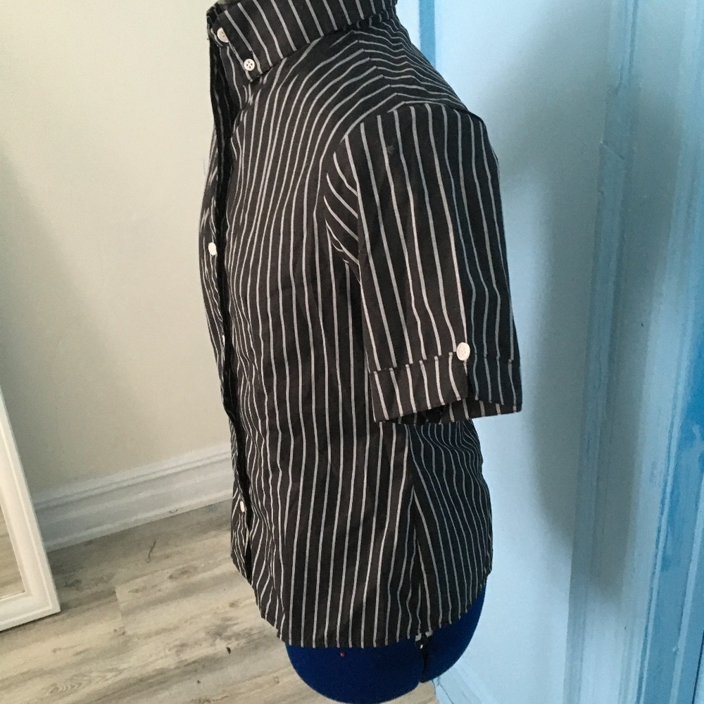 Vertical Stripped Button Down Shirt (3 Finger Col… - image 4